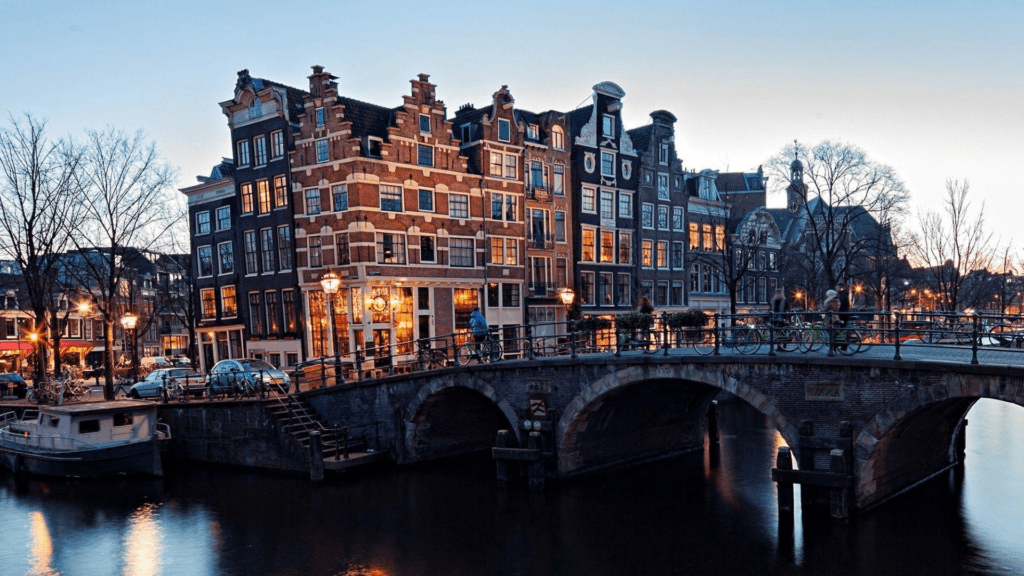 Top 10 Beautiful City in the World 2024 Discover the Top 10 Most Beautiful Cities in the World 2024 for breathtaking views and unique culture